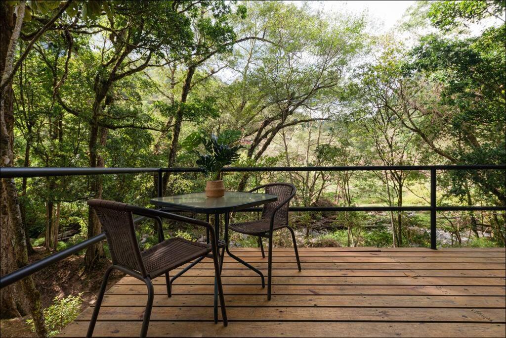 Unicorn Lodge: Direct Riverfront : Unique Experience San Gerardo de Dota Eksteriør bilde